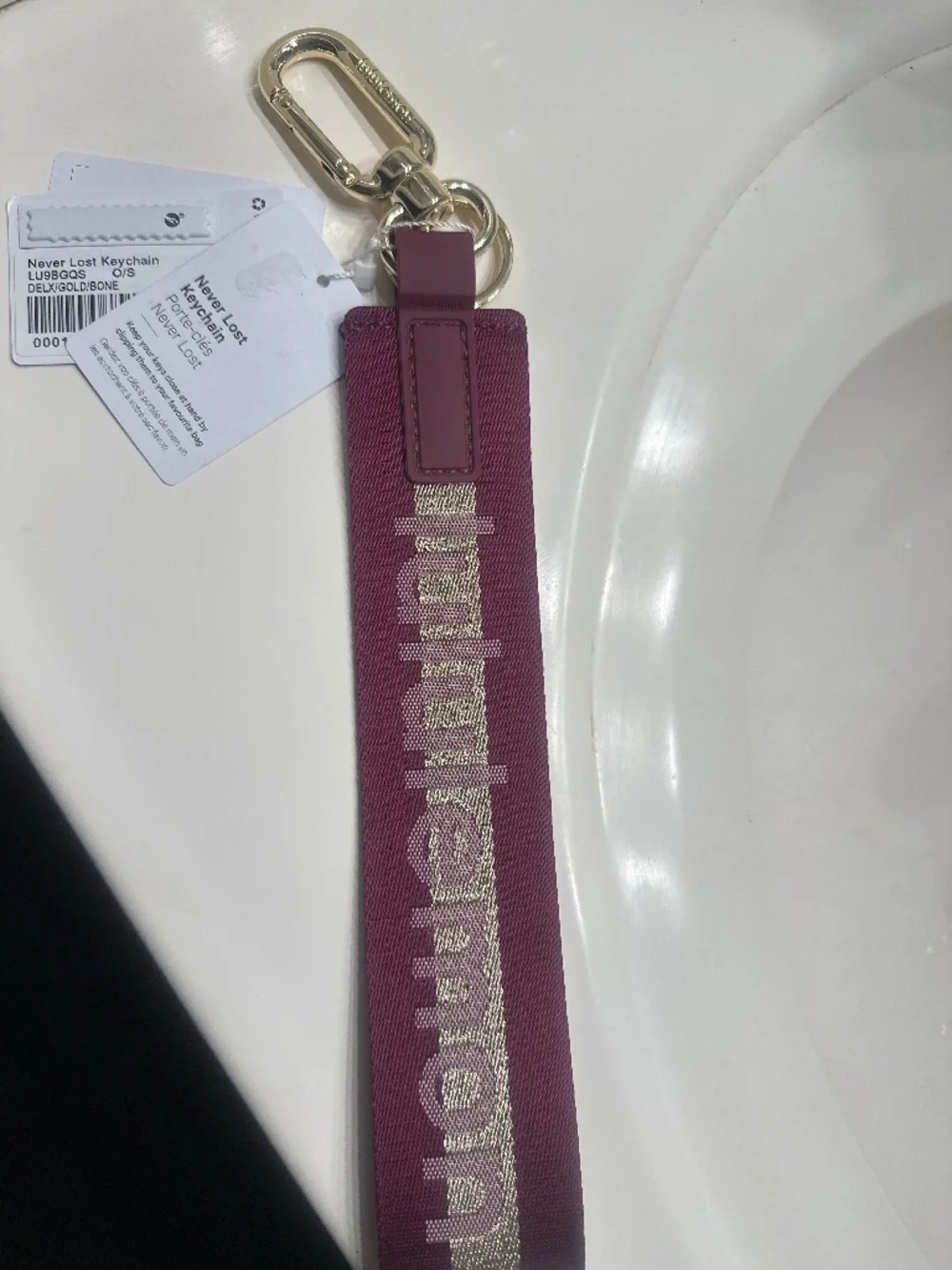 Lululemon Never Lost Keychain DELX/GOLD/BONE - NWT